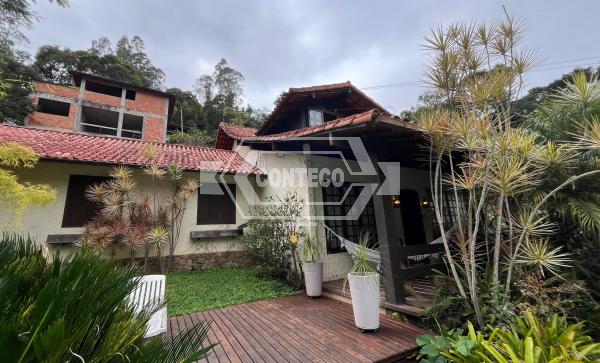 Casa - Vale dos Pinheiros