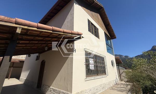Casa - Cascatinha